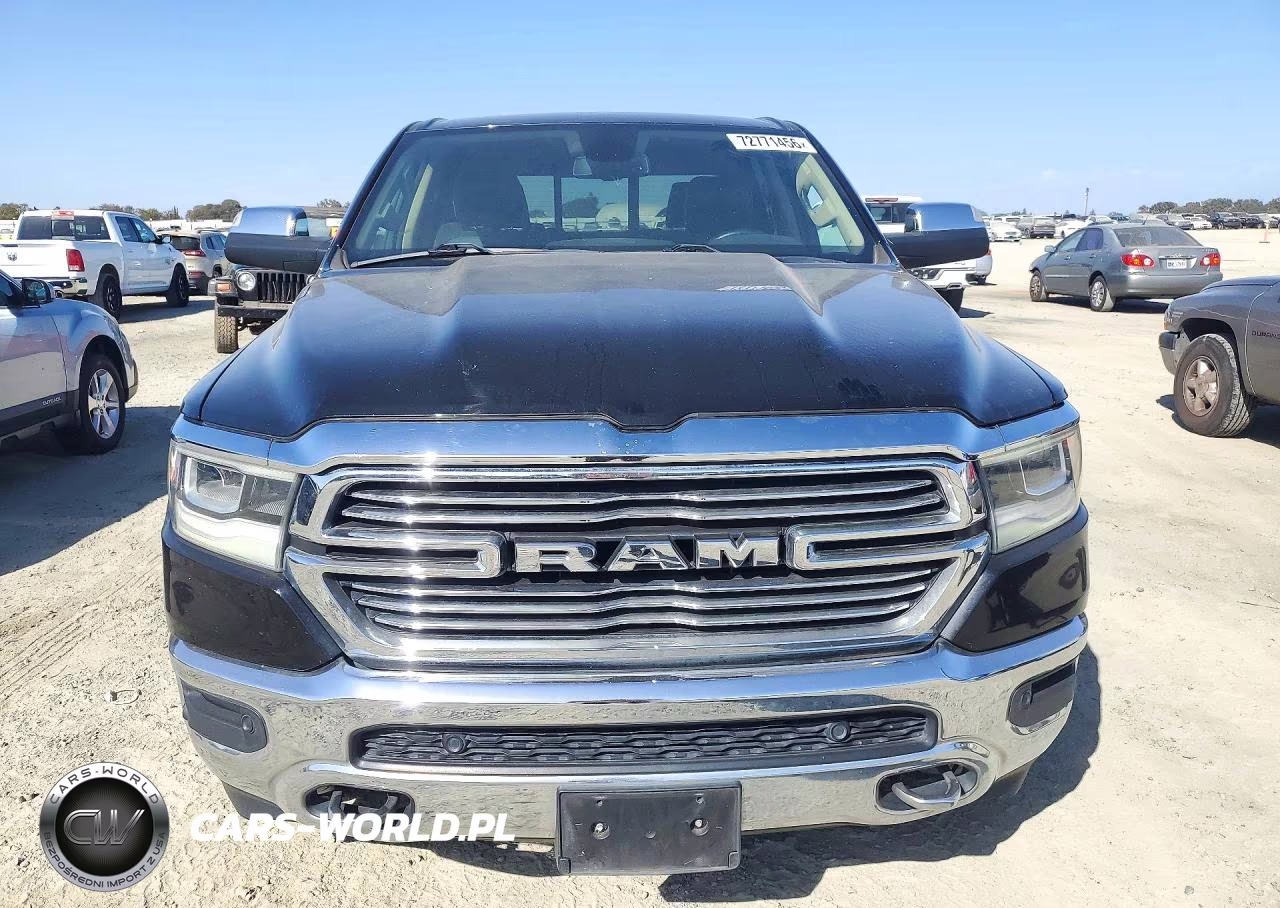 2019 Ram 1500 Laramie VIN:1C6SRFJT5KN773022 - 5