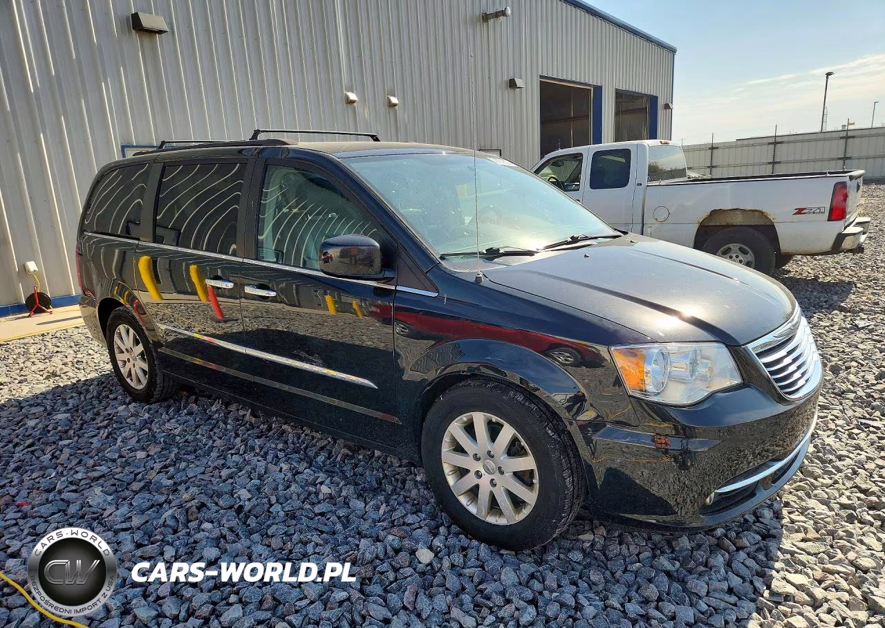 2015 Chrysler Town & Country Touring VIN:2C4RC1BG7FR646147 - 4