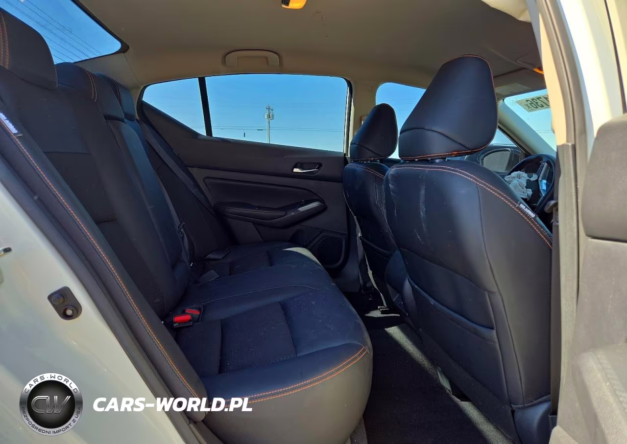 2020 Nissan Altima Sr VIN:1N4BL4CV3LC261792 - 10