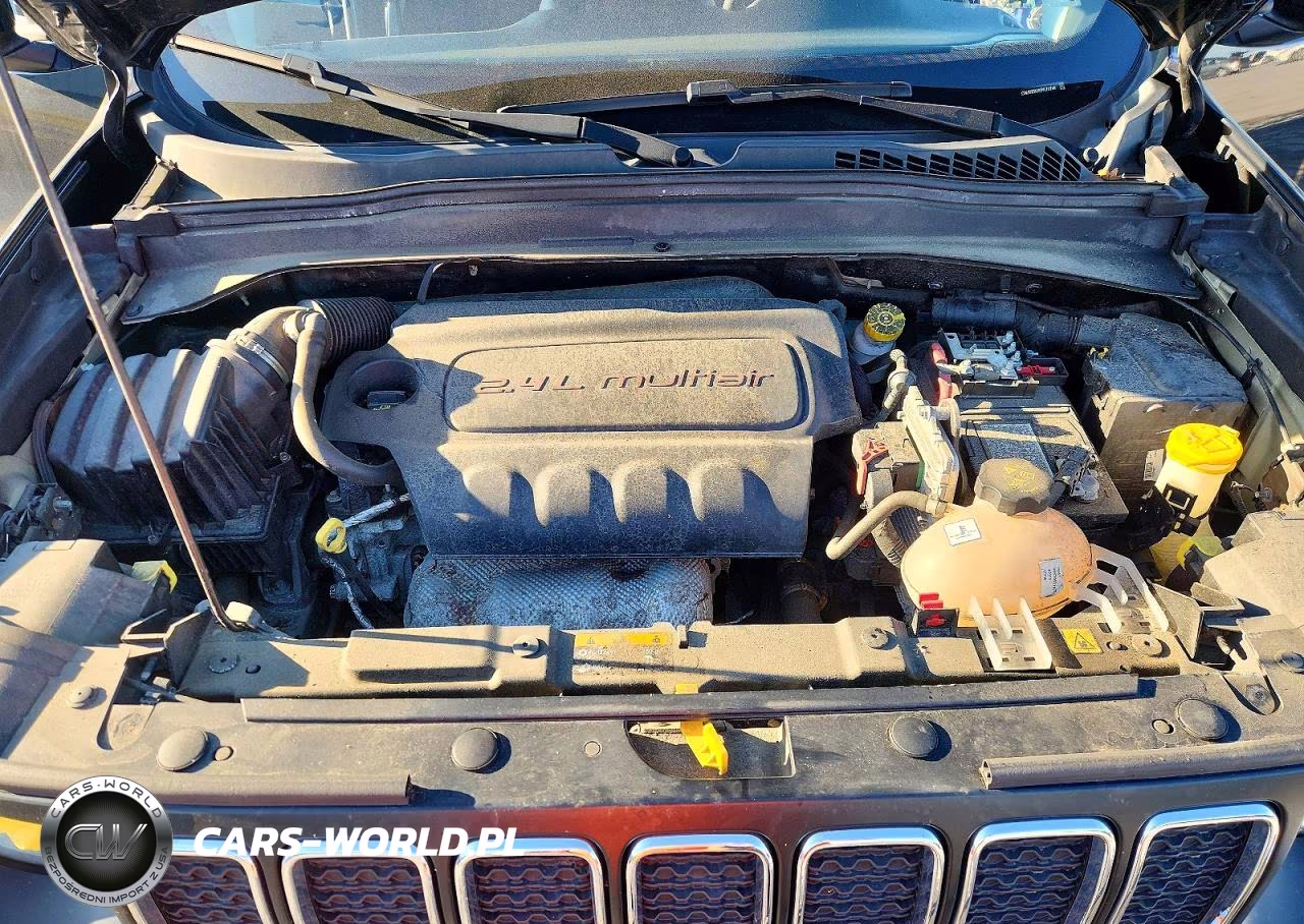 2019 Jeep Renegade Latitude VIN:ZACNJBBB2KPK76798 - 11