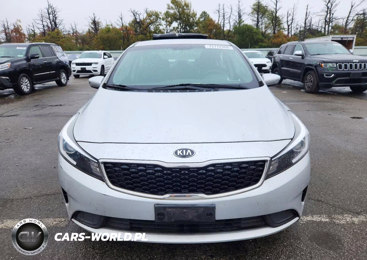 2017 Kia Forte Lx VIN:3KPFK4A77HE083369 - 5