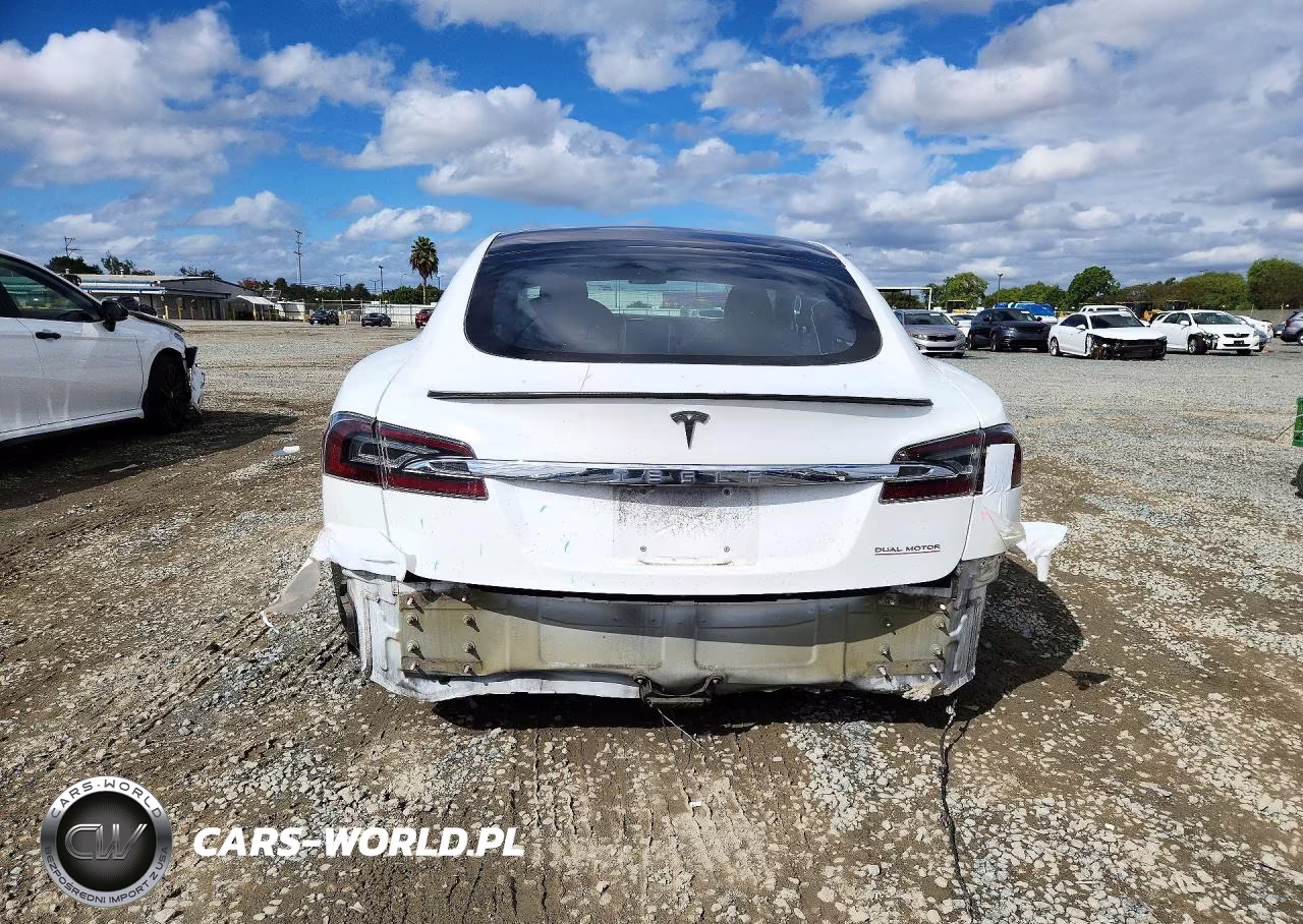 2020 Tesla Model S VIN:5YJSA1E43LF364975 - 6