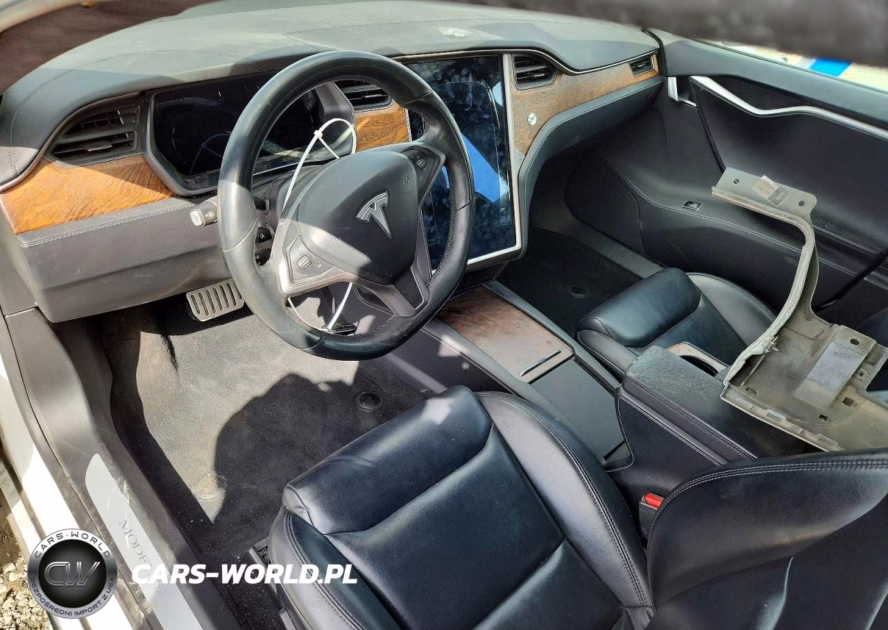 2020 Tesla Model S VIN:5YJSA1E43LF364975 - 8