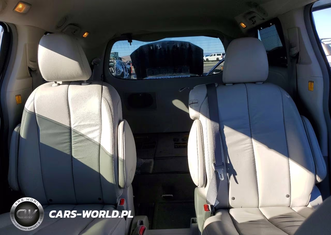 2011 Toyota Sienna Xle 8-Passenger VIN:5TDYK3DC5BS114899 - 10