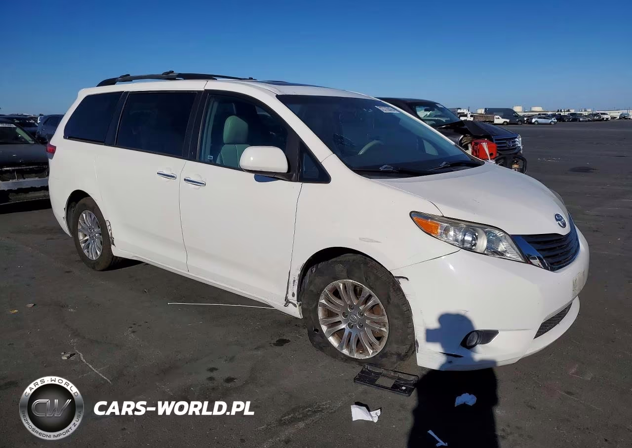 2011 Toyota Sienna Xle 8-Passenger VIN:5TDYK3DC5BS114899 - 4