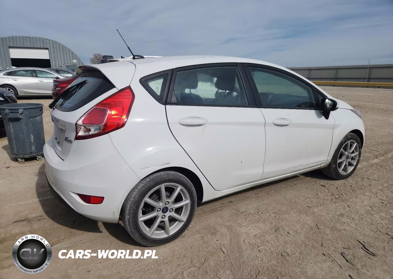 2019 Ford Fiesta Se VIN:3FADP4EJXKM132842 - 3