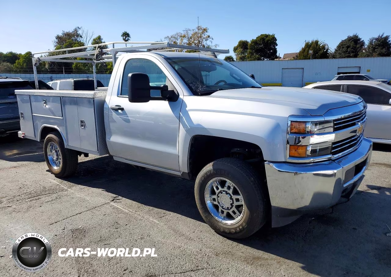 2018 Chevrolet Silverado C2500 Heavy Duty VIN:1GB0CUEG9JZ281012 - 4