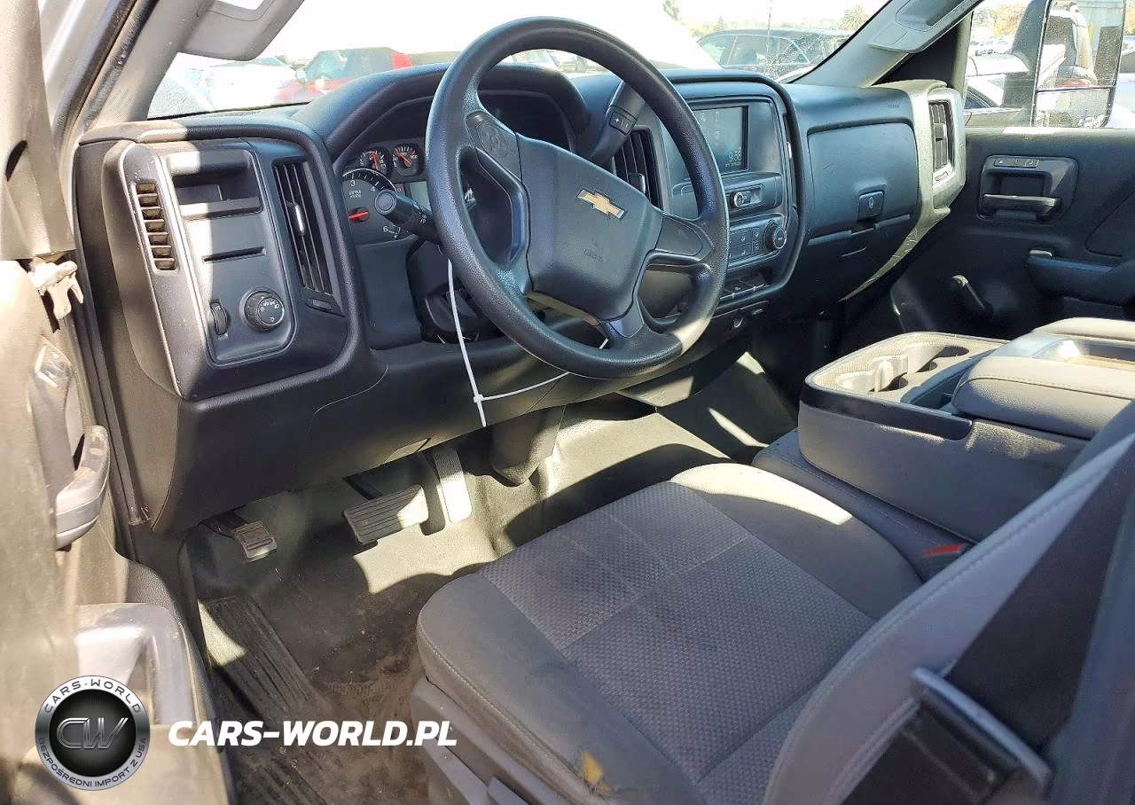 2018 Chevrolet Silverado C2500 Heavy Duty VIN:1GB0CUEG9JZ281012 - 8
