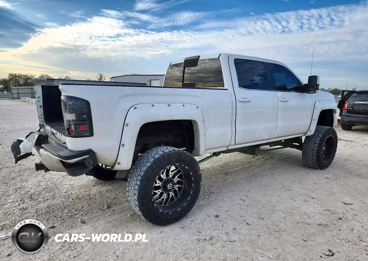 2016 GMC Sierra K2500 Denali VIN:1GT12UE87GF157908 - 3