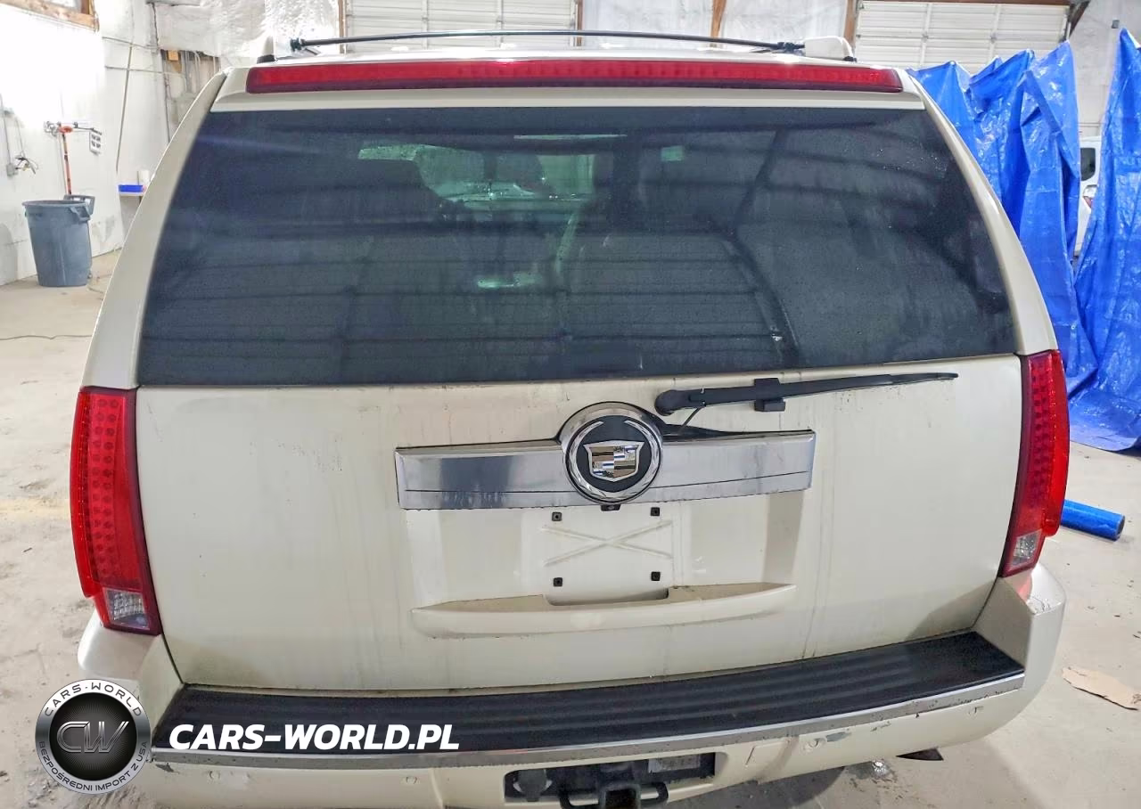 2008 Cadillac Escalade Luxury VIN:1GYEC63848R213262 - 6