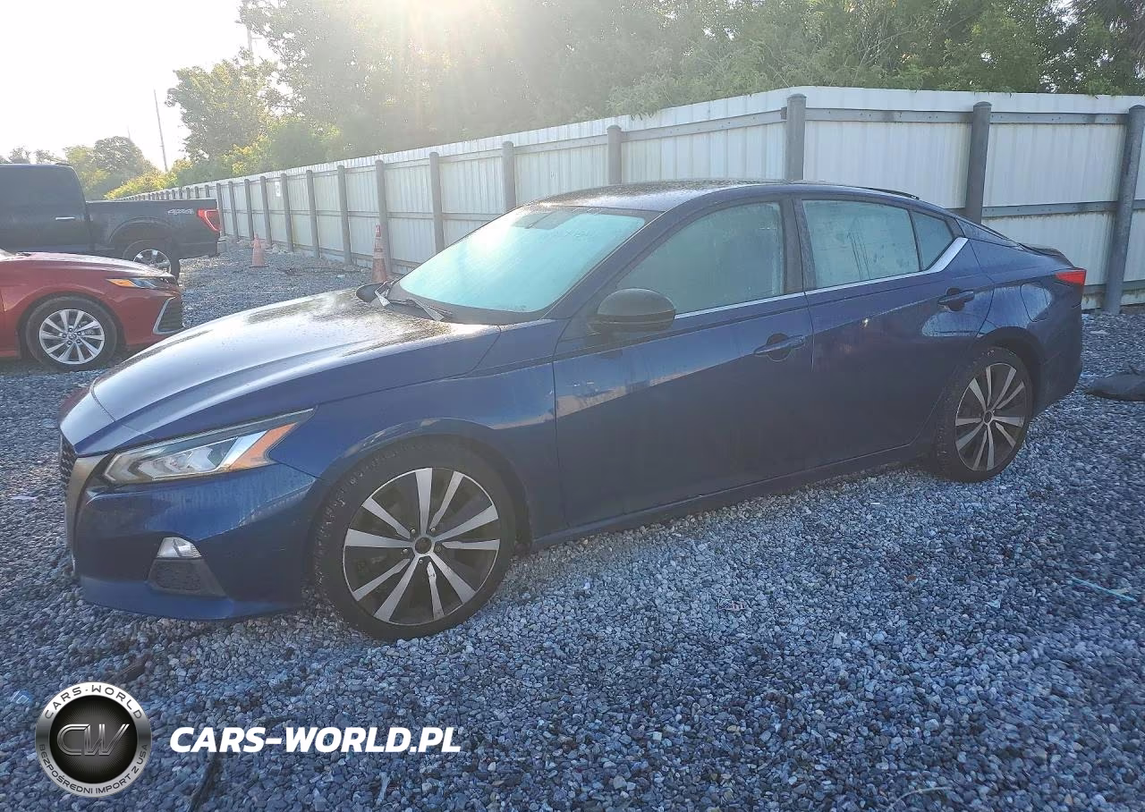 2019 Nissan Altima Sr – zdjęcie 1 z 12