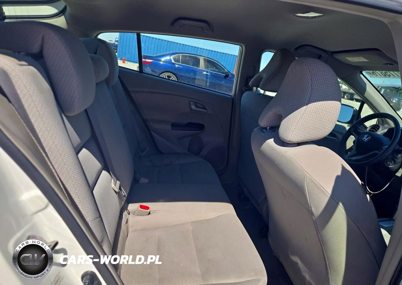 2014 Honda Insight VIN:JHMZE2H3XES002013 - 10