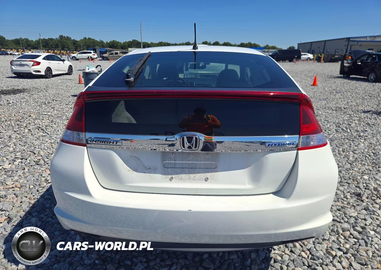 2014 Honda Insight VIN:JHMZE2H3XES002013 - 6