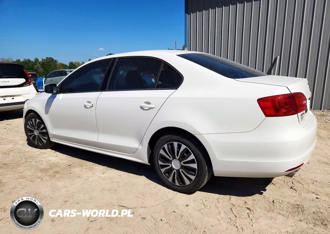 2011 Volkswagen Jetta 2.5L Se VIN:3VWDX7AJ5BM371018 - 2