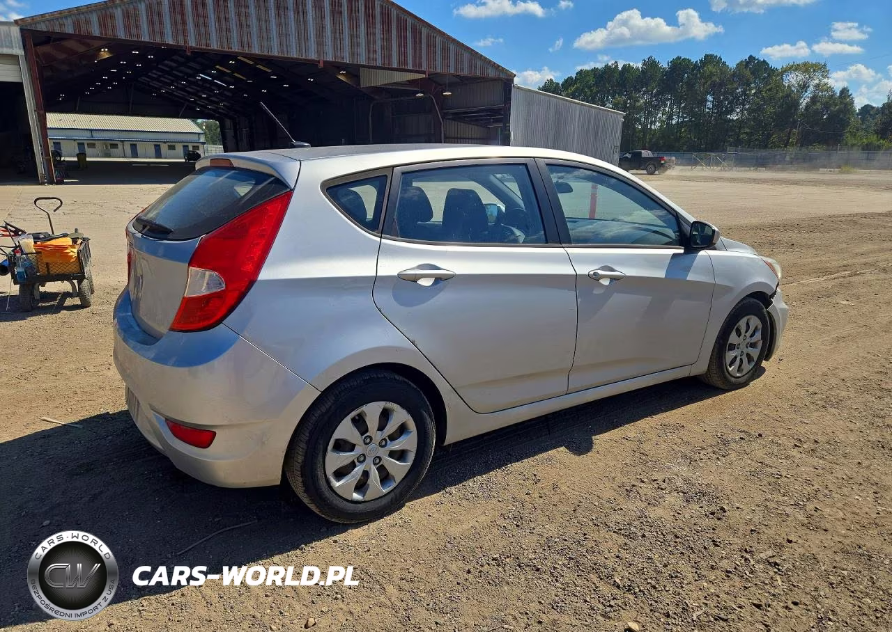 2015 Hyundai Accent Gs VIN:KMHCT5AE3FU202517 - 3