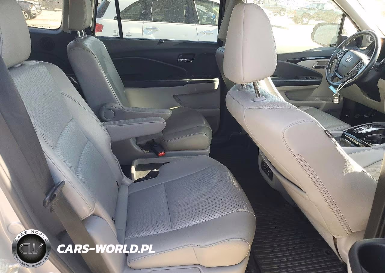 2016 Honda Pilot Elite VIN:5FNYF6H02GB018200 - 11