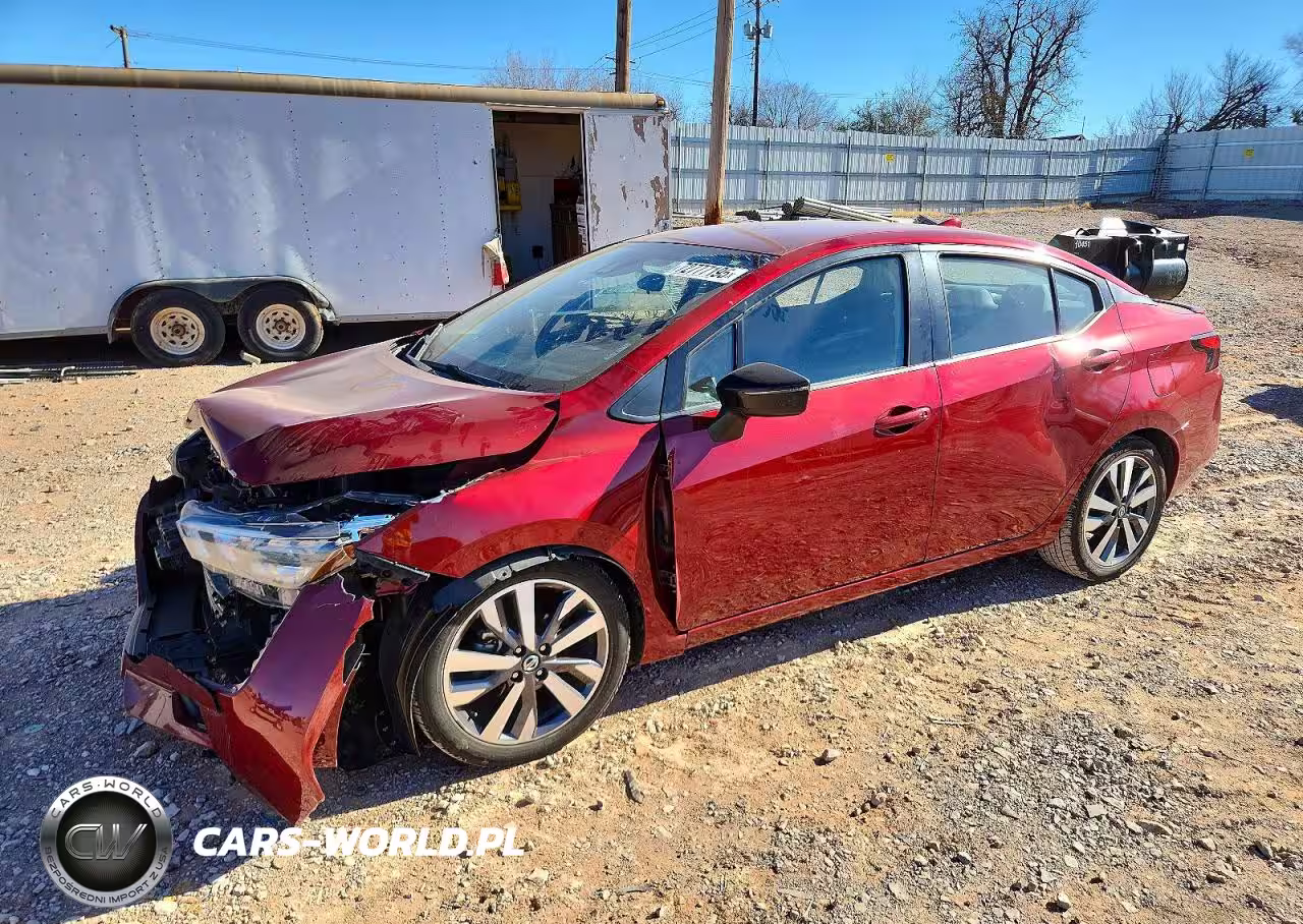 2020 Nissan Versa Sr