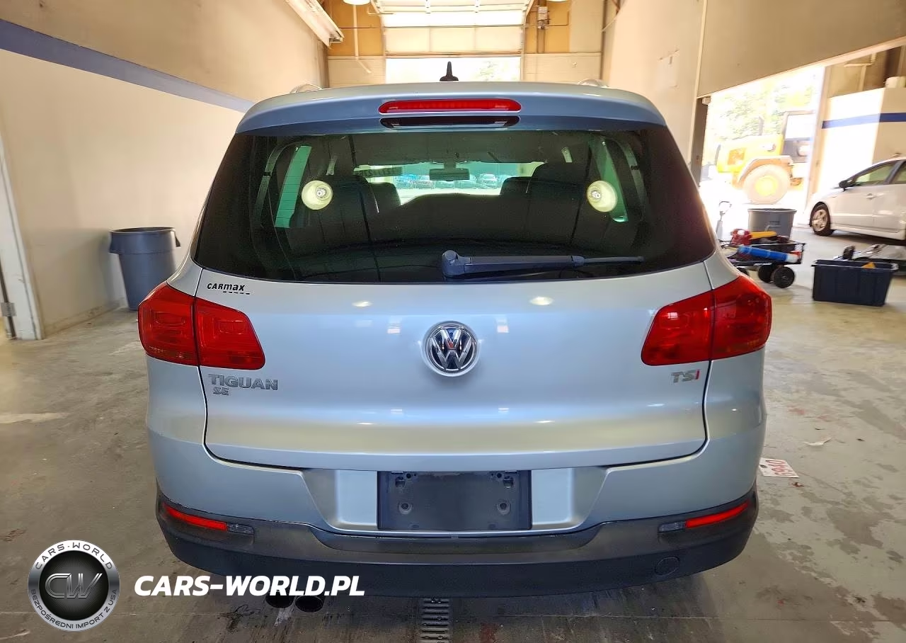 2016 Volkswagen Tiguan S VIN:WVGAV7AX4GW574873 - 6
