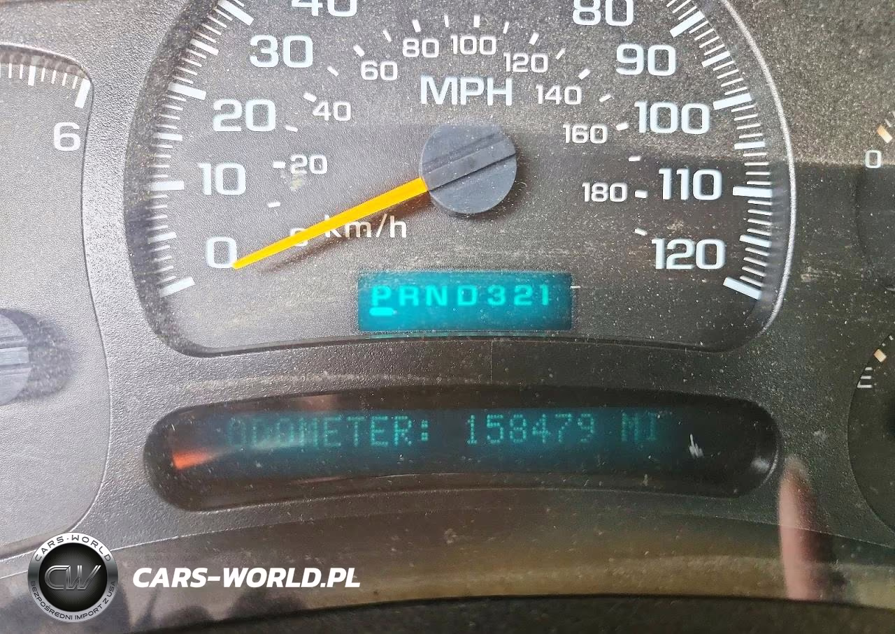 2005 Chevrolet Silverado C1500 VIN:1GCEC14T95Z206363 - 9