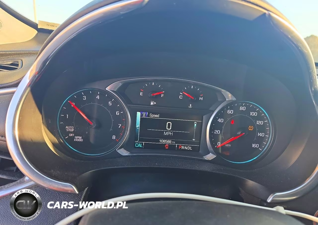 2018 Chevrolet Malibu Lt VIN:1G1ZD5ST9JF260890 - 9