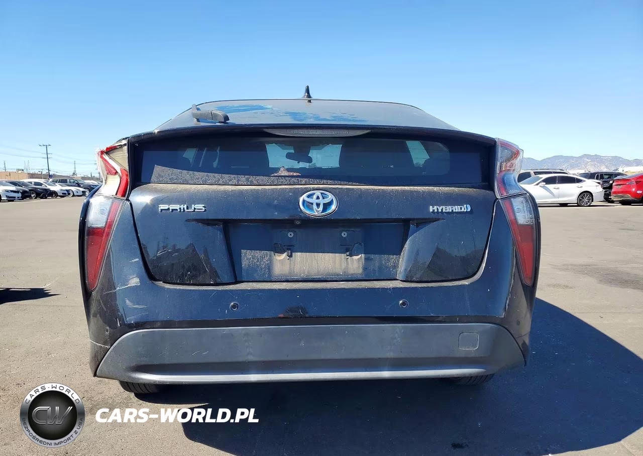 2018 Toyota Prius Two VIN:JTDKBRFU0J3587141 - 6
