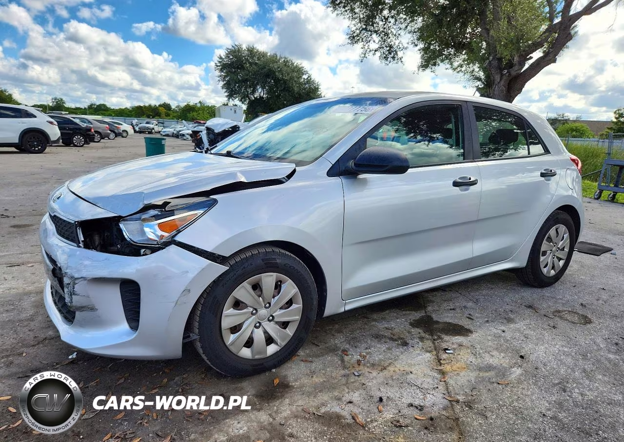 2018 Kia Rio 5-Door Lx