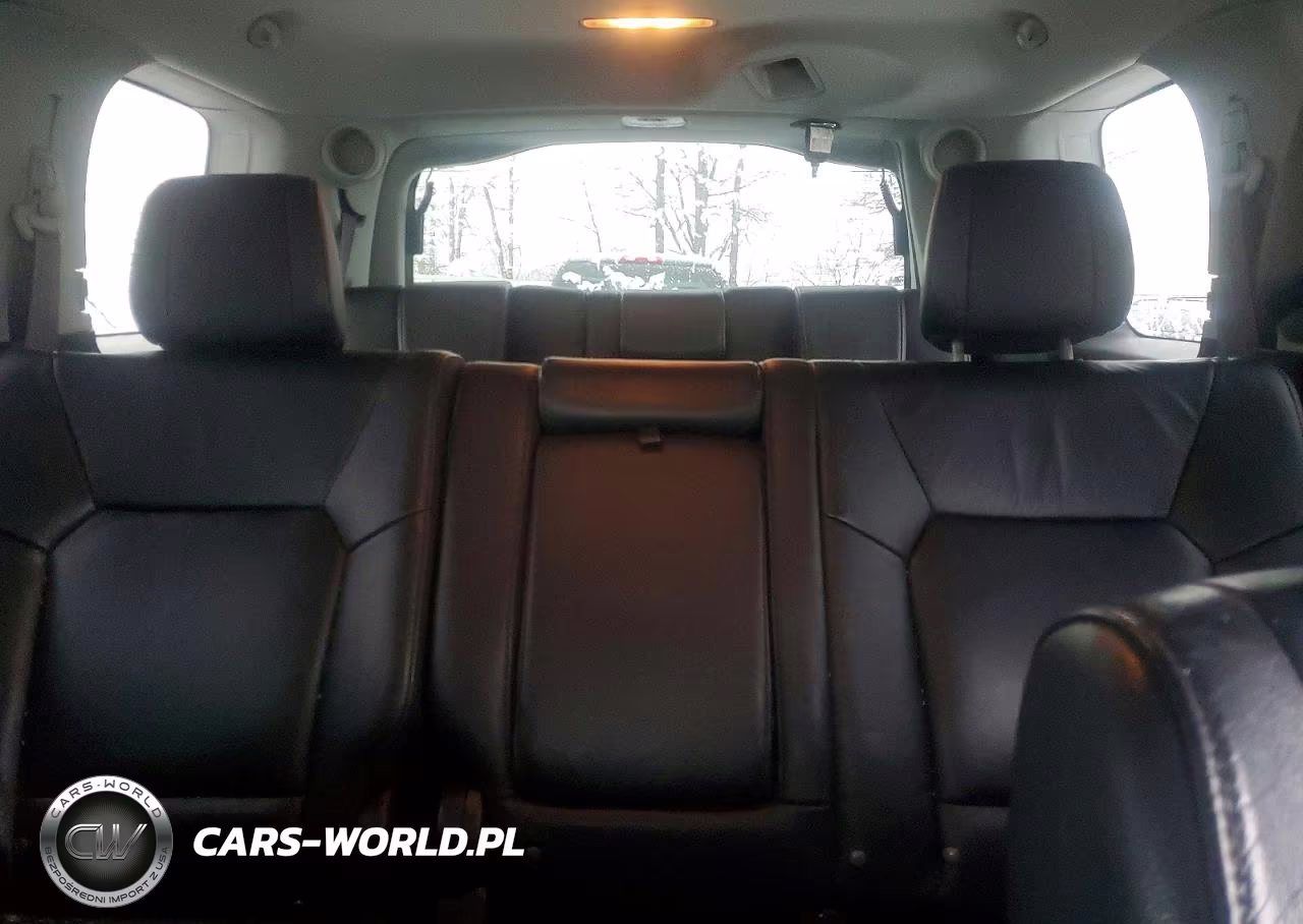 2012 Honda Pilot Touring VIN:5FNYF4H91CB067658 - 10