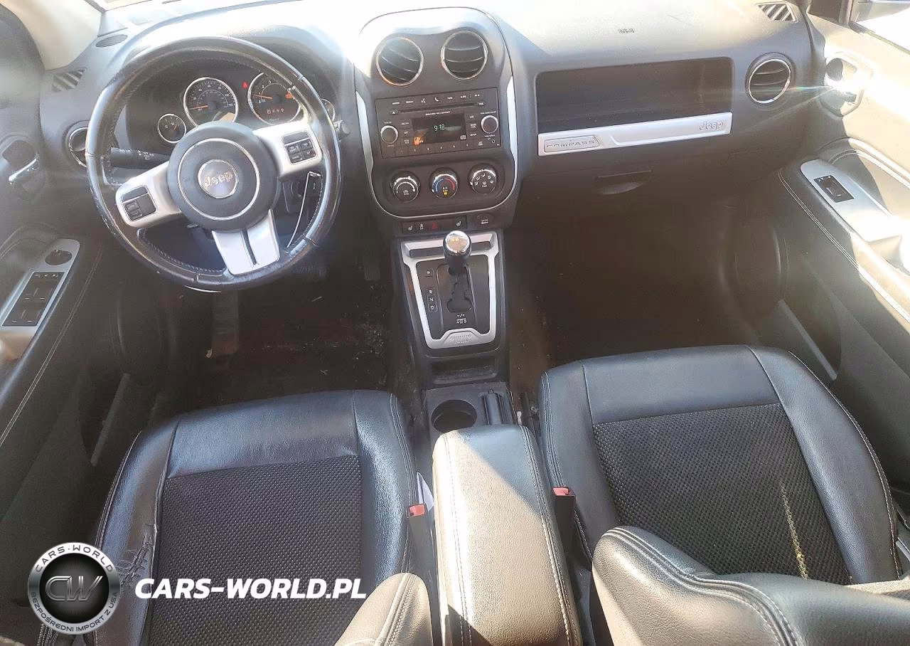 2016 Jeep Compass Latitude VIN:1C4NJDEB0GD757911 - 8
