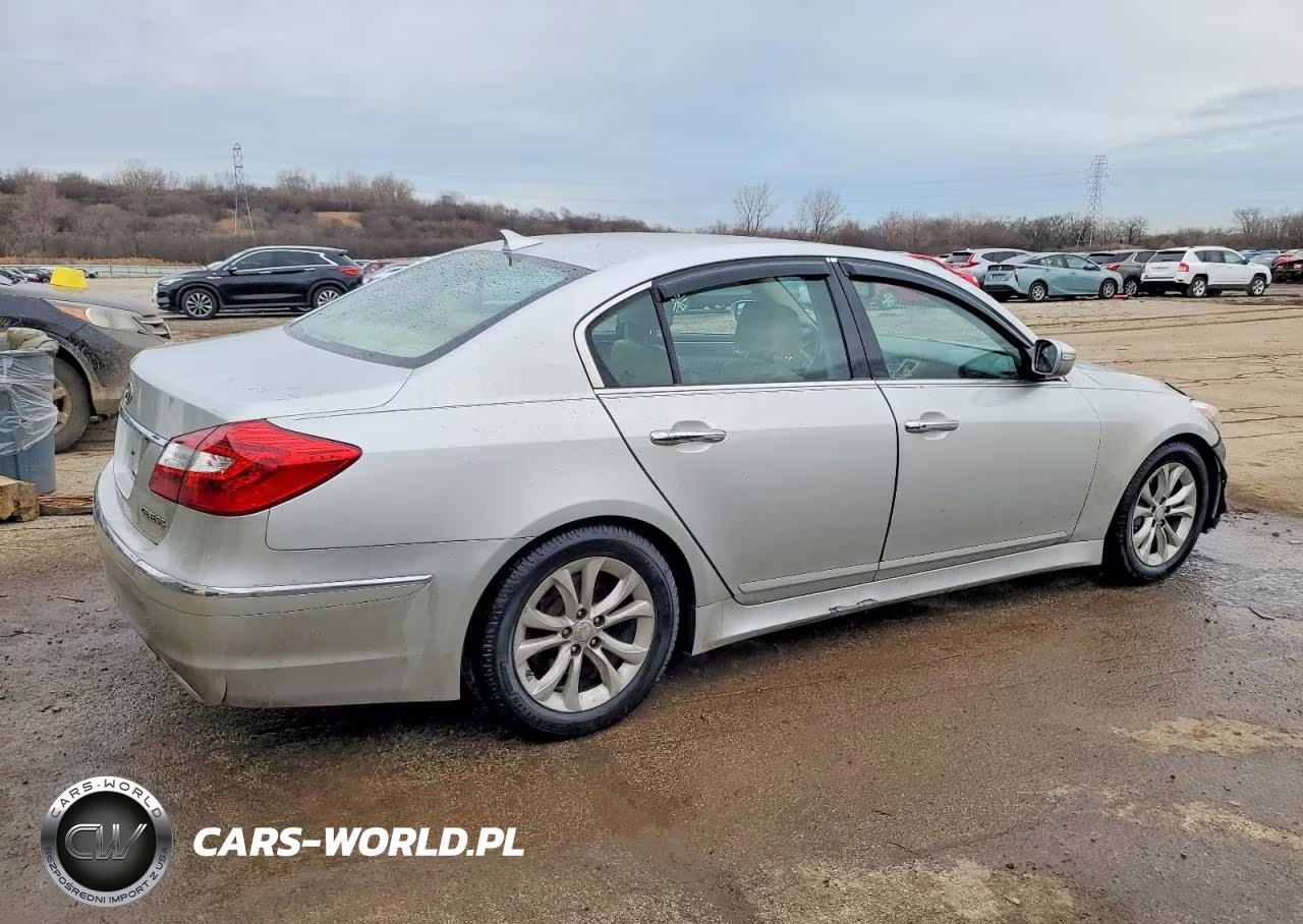2012 Hyundai Genesis 3.8L VIN:KMHGC4DD7CU177325 - 3