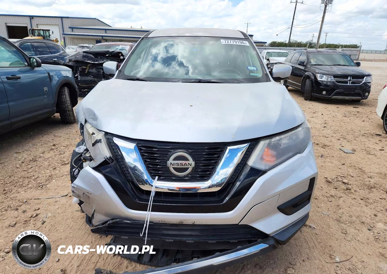 2018 Nissan Rogue S VIN:KNMAT2MT8JP520631 - 5