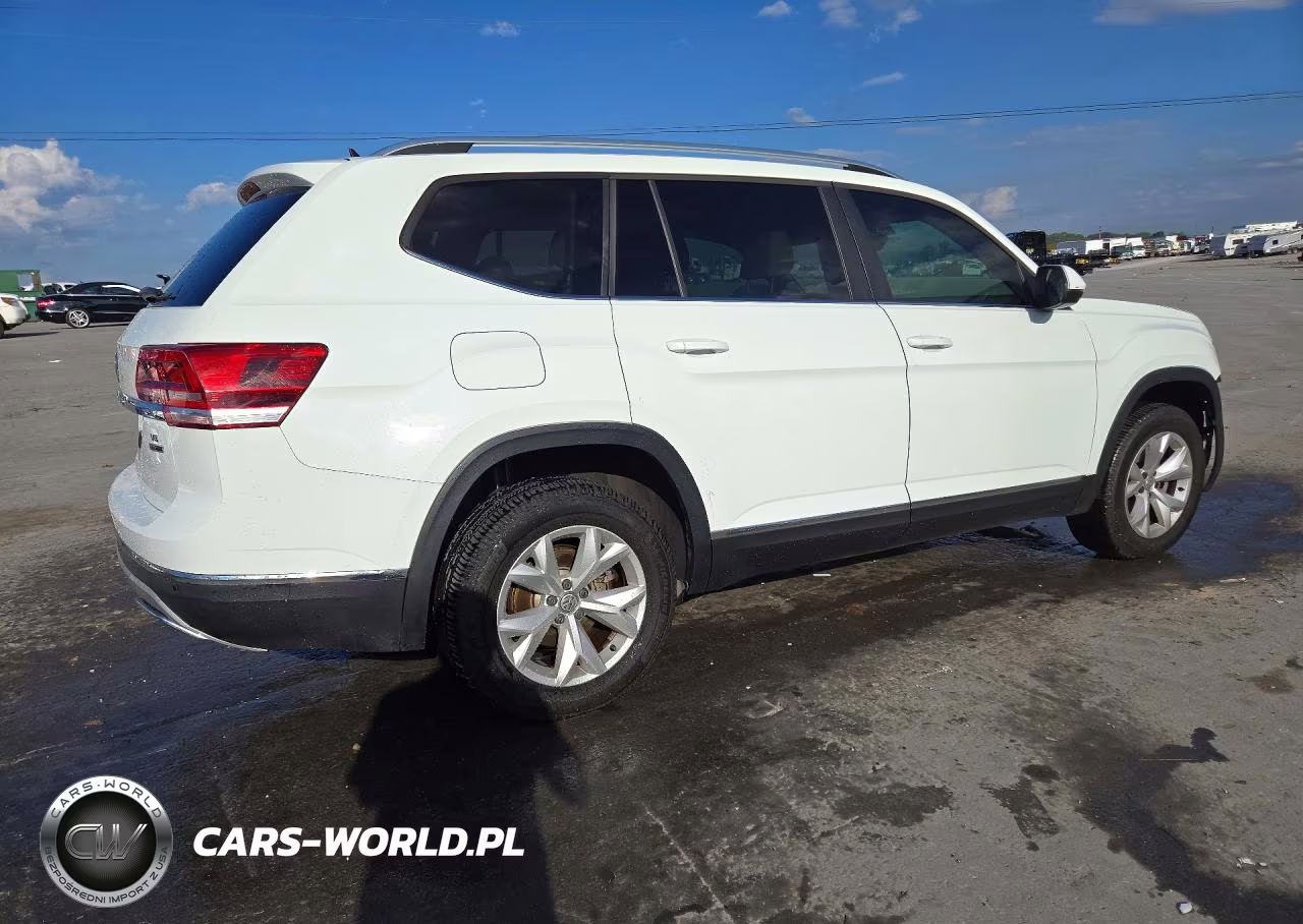 2018 Volkswagen Atlas Sel VIN:1V2MR2CA8JC527516 - 3