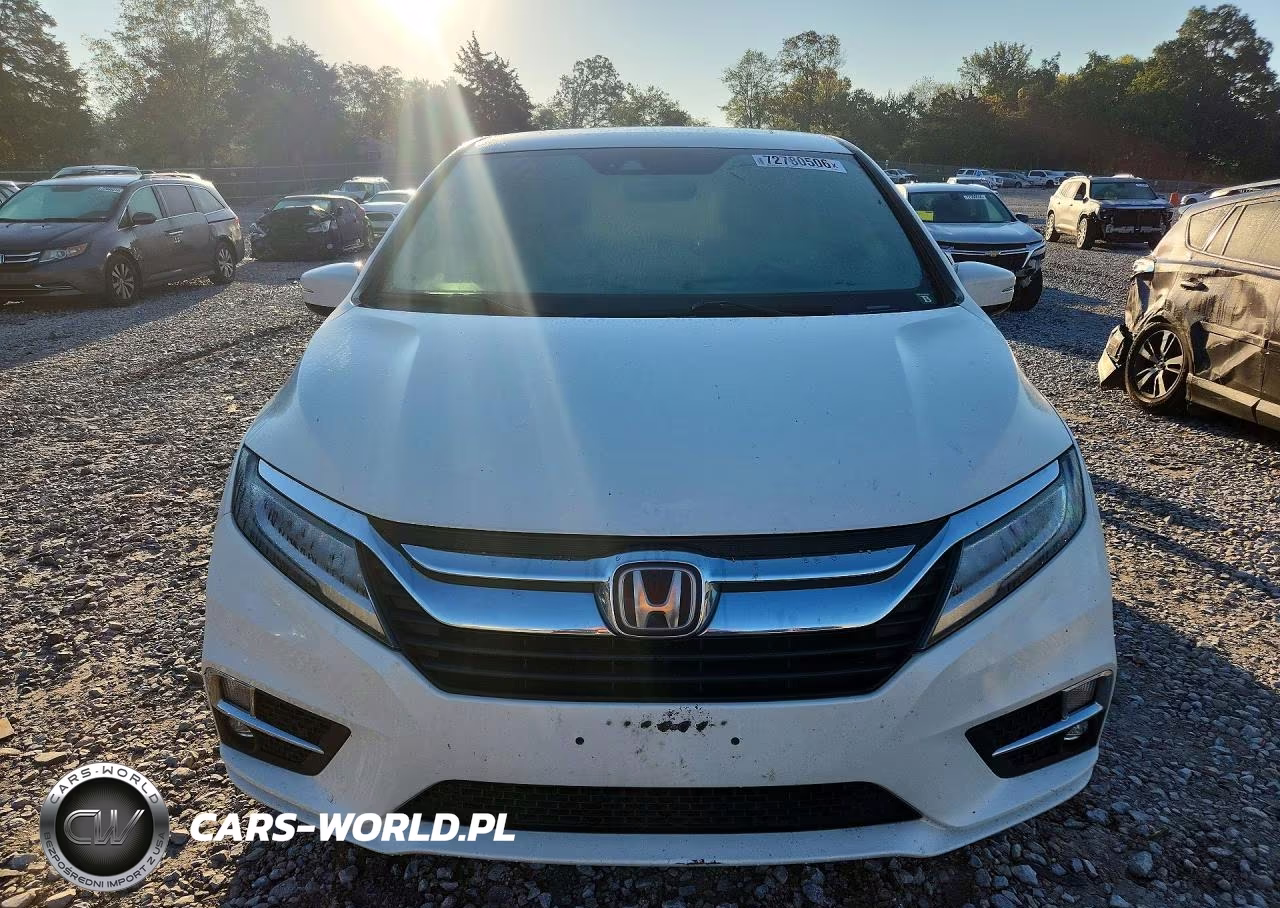 2018 Honda Odyssey Elite VIN:5FNRL6H9XJB108097 - 5