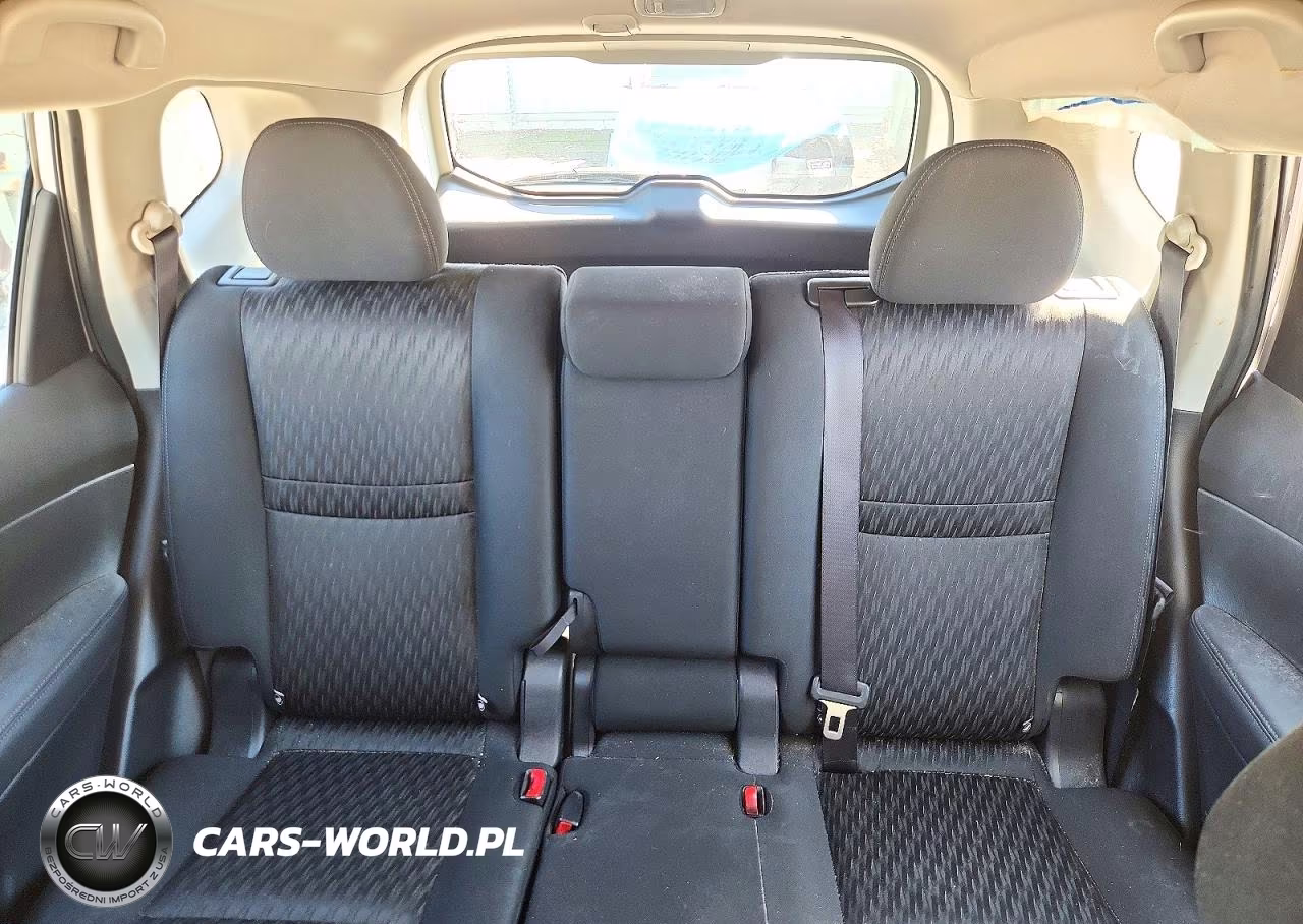2018 Nissan Rogue S VIN:KNMAT2MV3JP502720 - 10