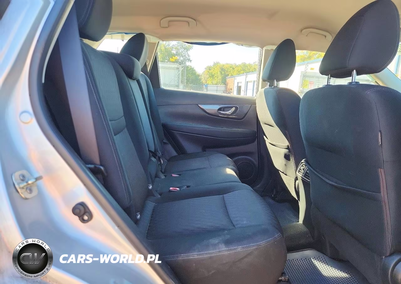 2018 Nissan Rogue S VIN:KNMAT2MV3JP502720 - 11