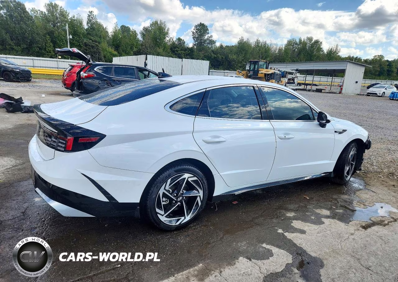 2026 Hyundai Sonata Sel Sport VIN:KMHL64JA6TA546838 - 3