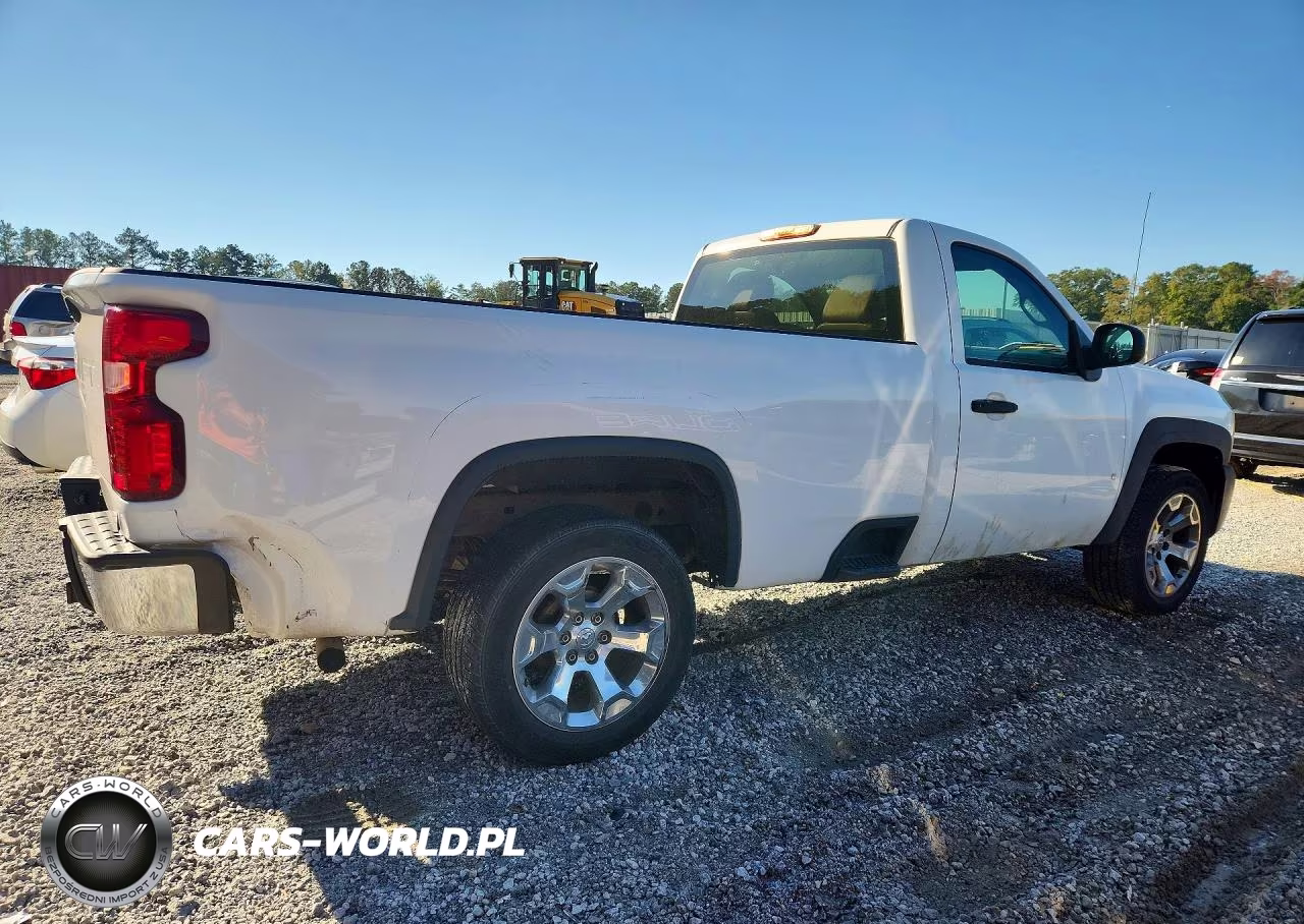 2008 Chevrolet Silverado C1500 VIN:1GCEC14X68Z184006 - 3