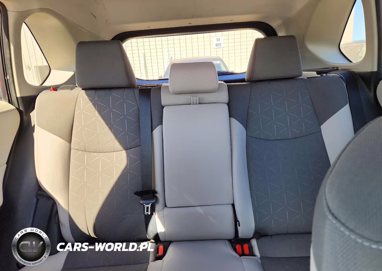 2019 Toyota Rav4 Hybrid Xle VIN:2T3RWRFV0KW027727 - 10