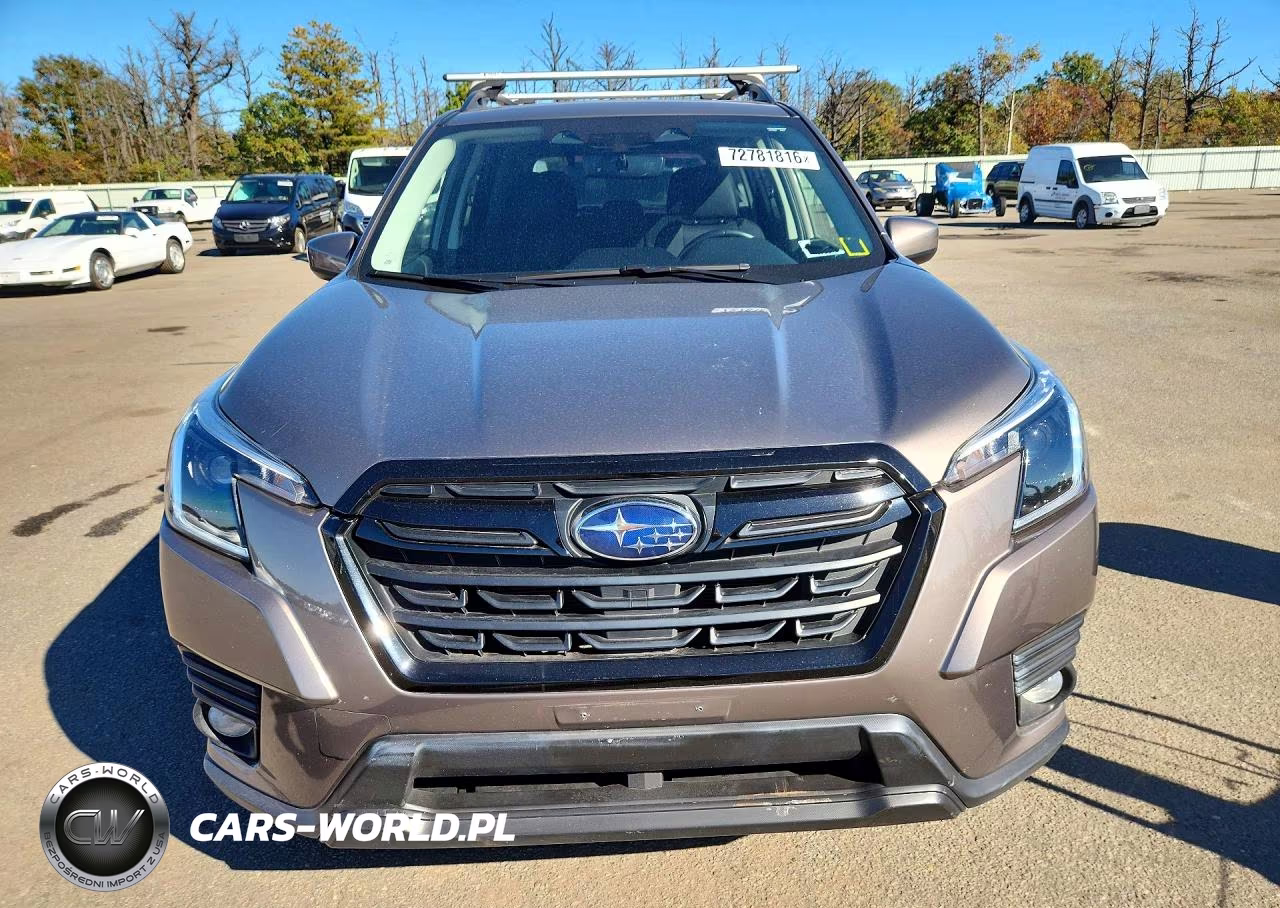 2023 Subaru Forester Premium VIN:JF2SKADC4PH530045 - 5