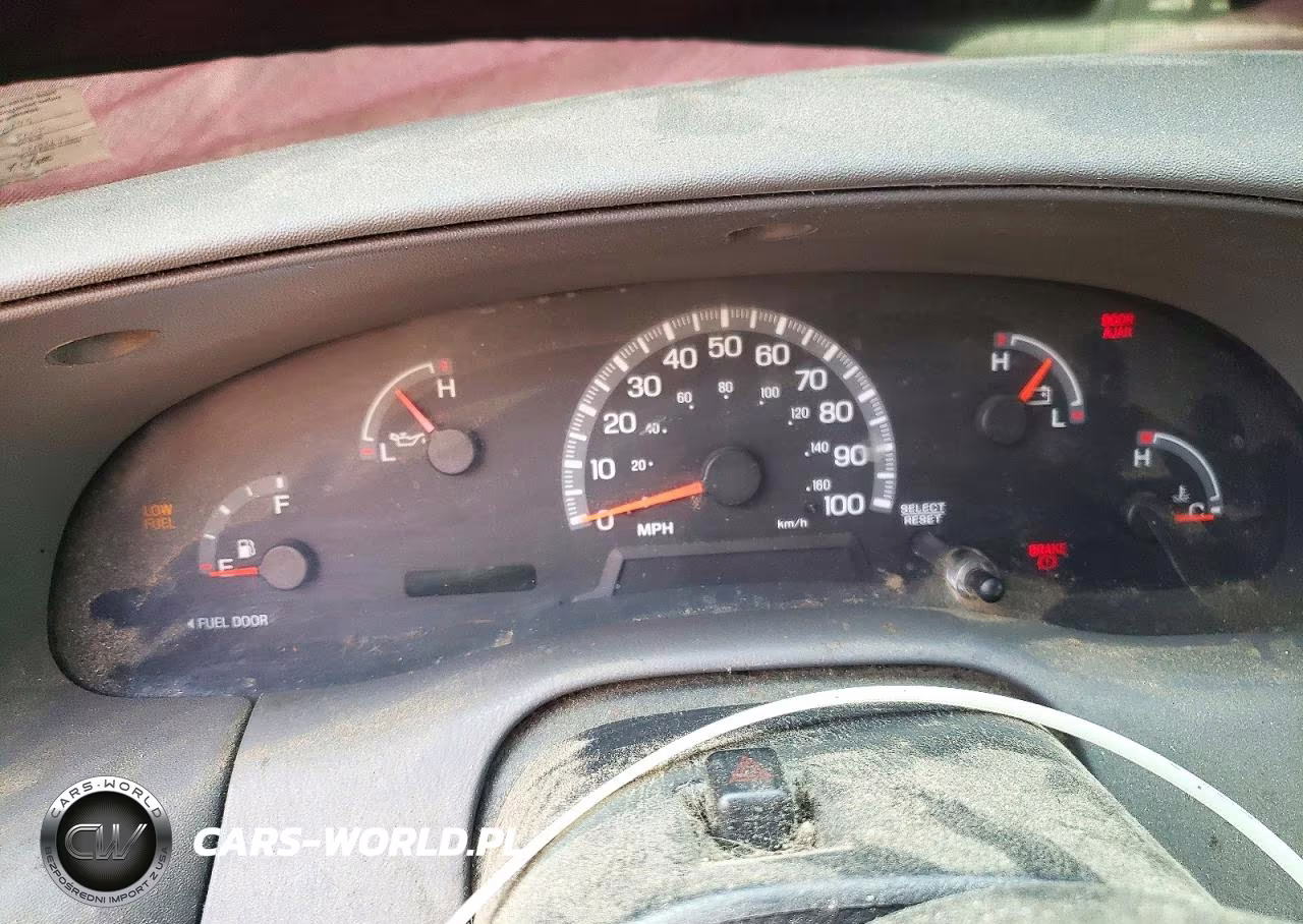 2003 Ford F150 Xl VIN:1FTRF182X3NB20249 - 9