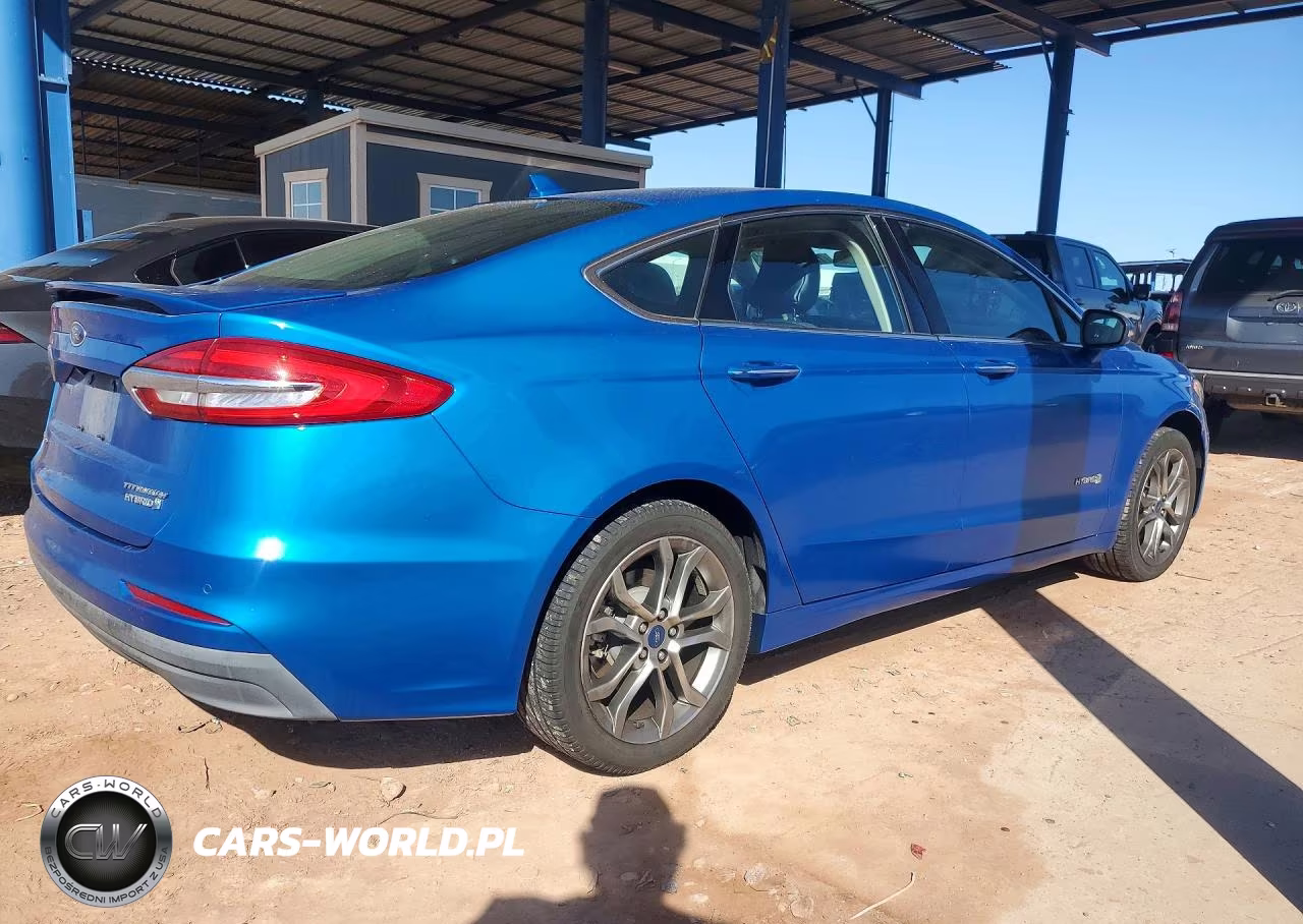 2019 Ford Fusion Titanium VIN:3FA6P0RU8KR137093 - 3