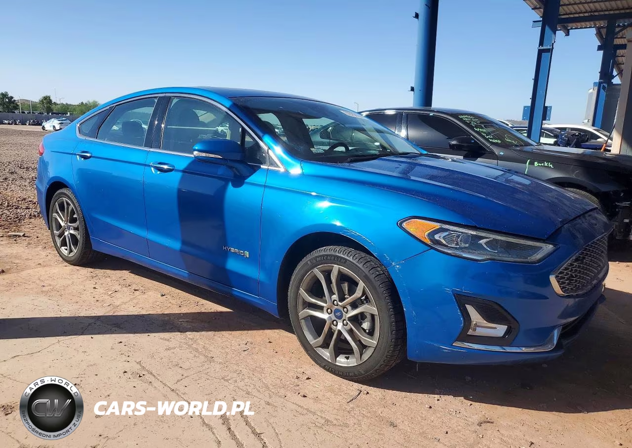 2019 Ford Fusion Titanium VIN:3FA6P0RU8KR137093 - 4