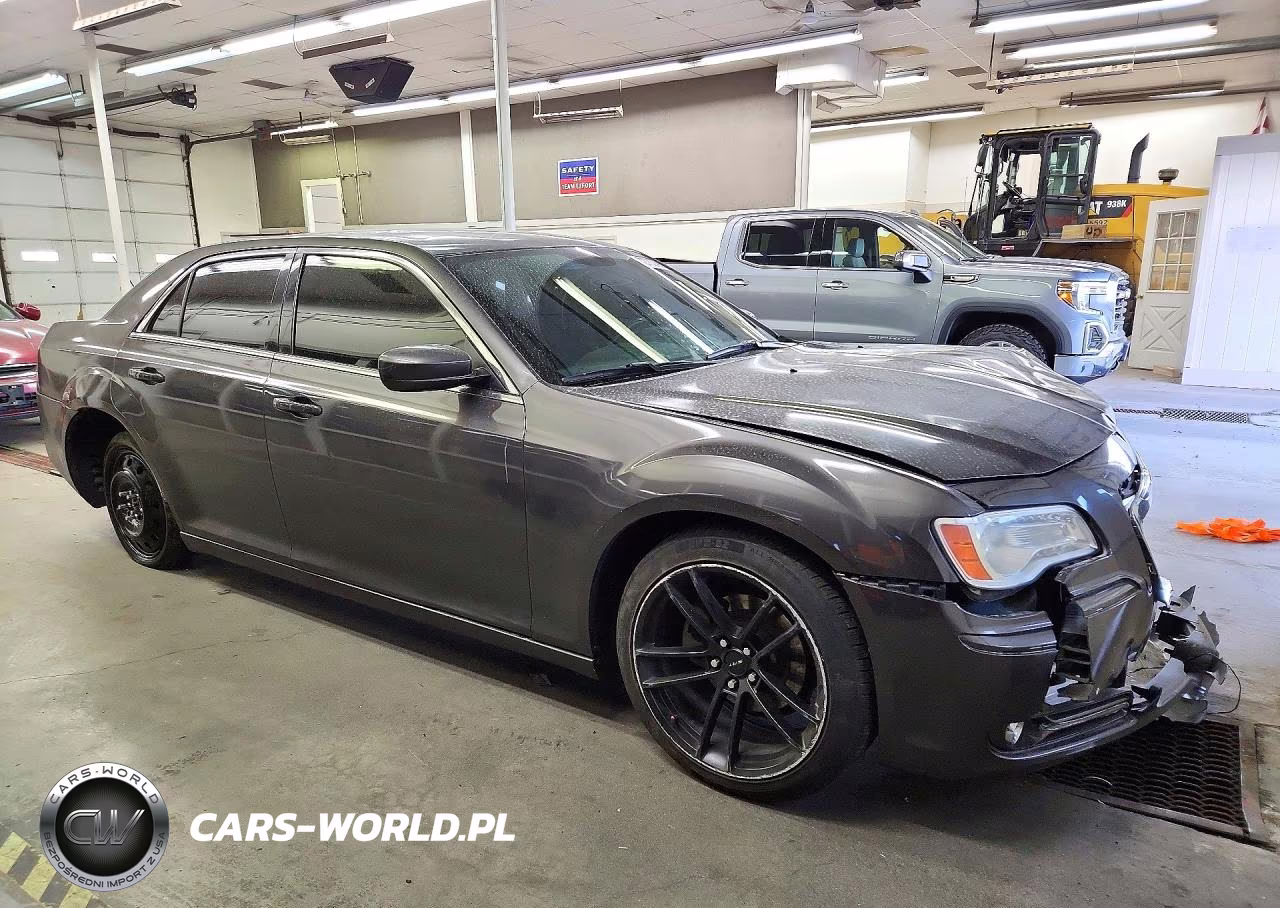 2013 Chrysler 300 VIN:2C3CCAAG9DH707478 - 4
