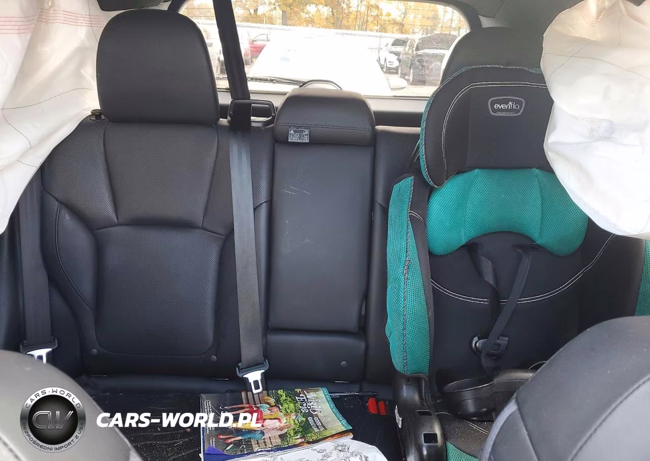 2025 Subaru Forester Limited VIN:JF2SLDRC8SH490097 - 10