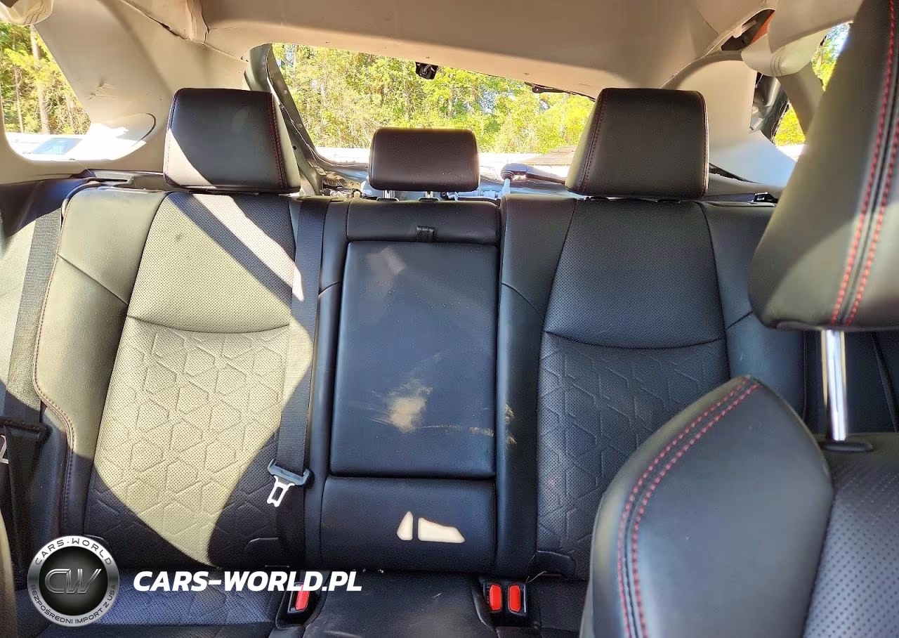 2025 Toyota Camry Se VIN:4T1DAACK8SU576718 - 10