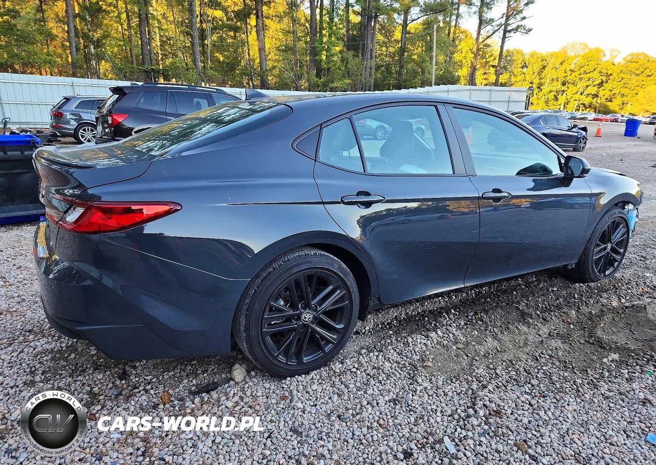 2025 Toyota Camry Se VIN:4T1DAACK8SU576718 - 3