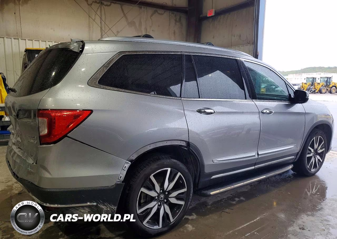 2020 Honda Pilot Touring VIN:5FNYF6H90LB005065 - 3