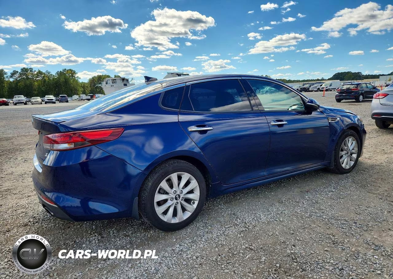 2018 Kia Optima S VIN:5XXGT4L36JG249020 - 3