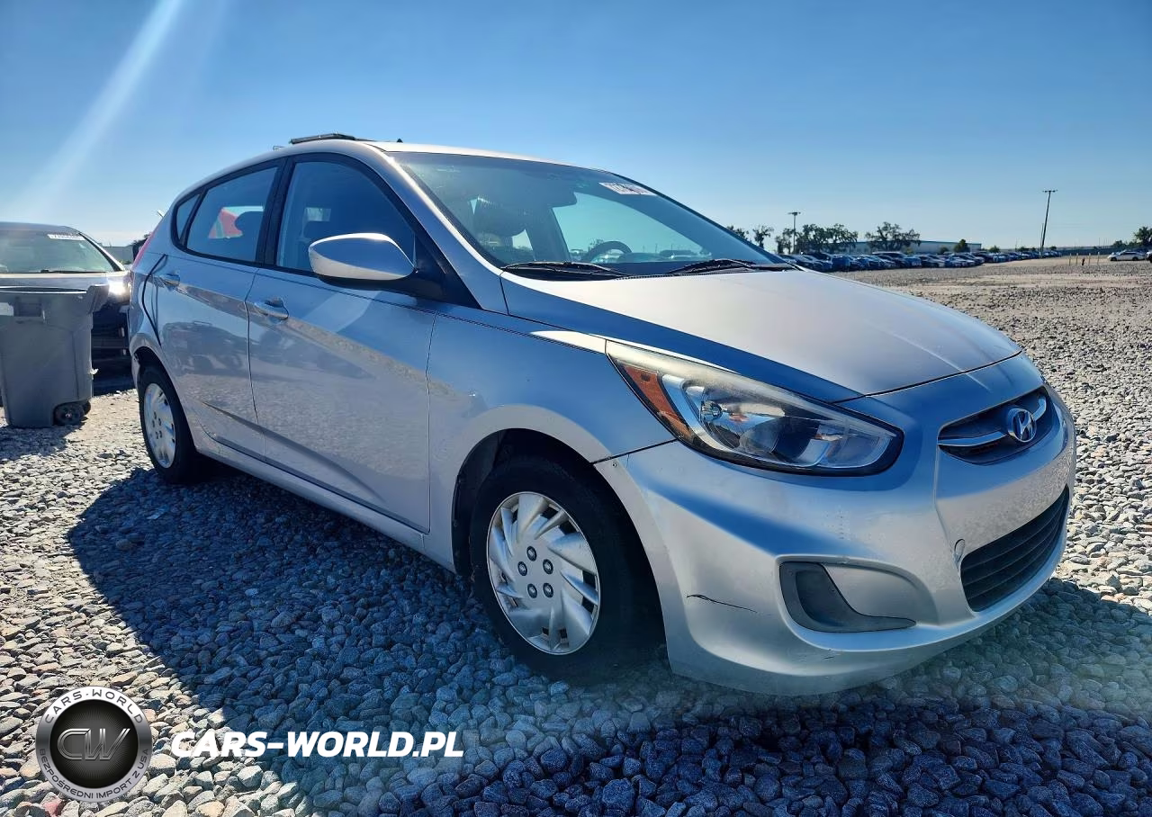 2017 Hyundai Accent Se VIN:KMHCT5AE3HU307643 - 4