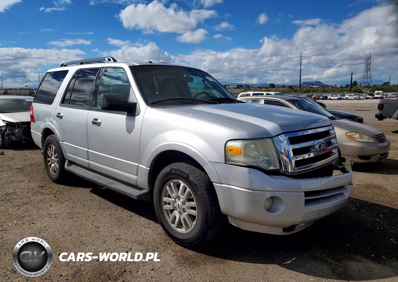 2012 Ford Expedition Xlt VIN:1FMJU1H54CEF06559 - 4