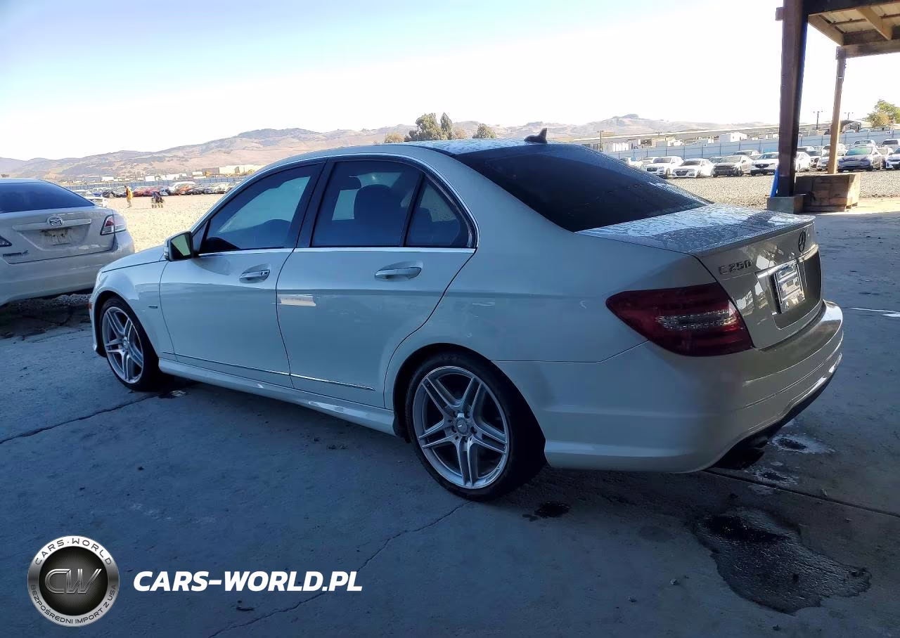2012 Mercedes-Benz C 250 VIN:WDDGF4HB9CR192275 - 2